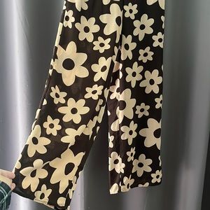 Brown retro print pants